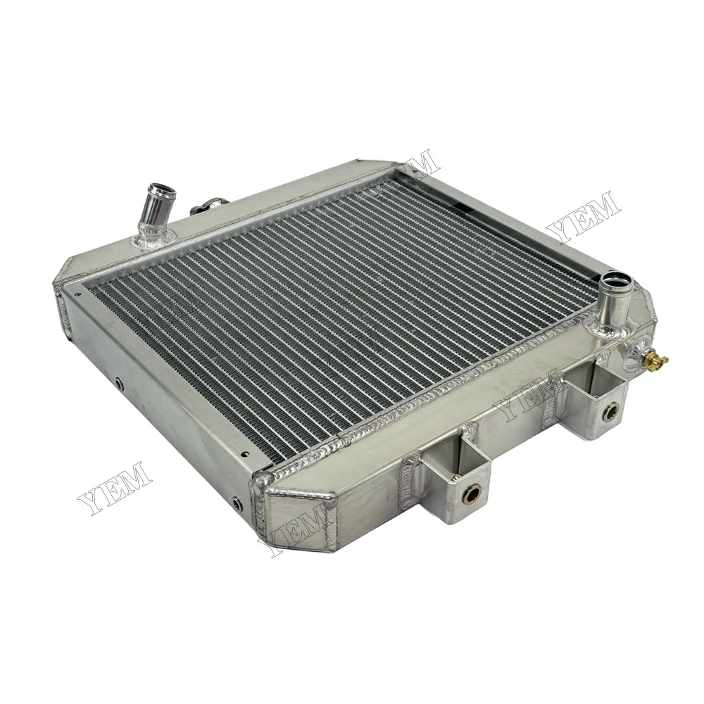 Radiator Assy 15531-72060 Fit for Kubota B1600 B1702 Engine 6