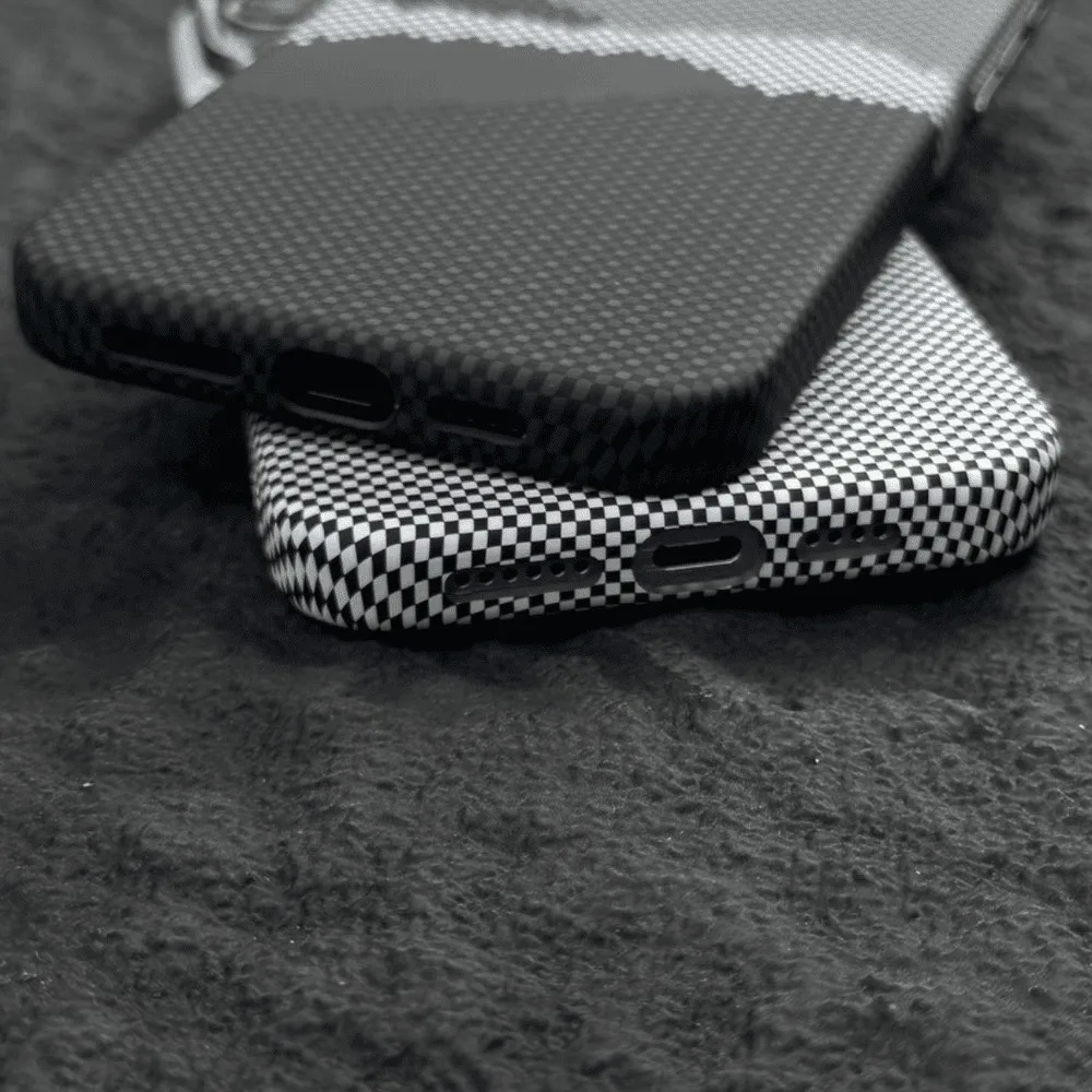 For 17 Pro Max Animal Design PC Matte Magnetic Skin-absorbing Protective Phone Case