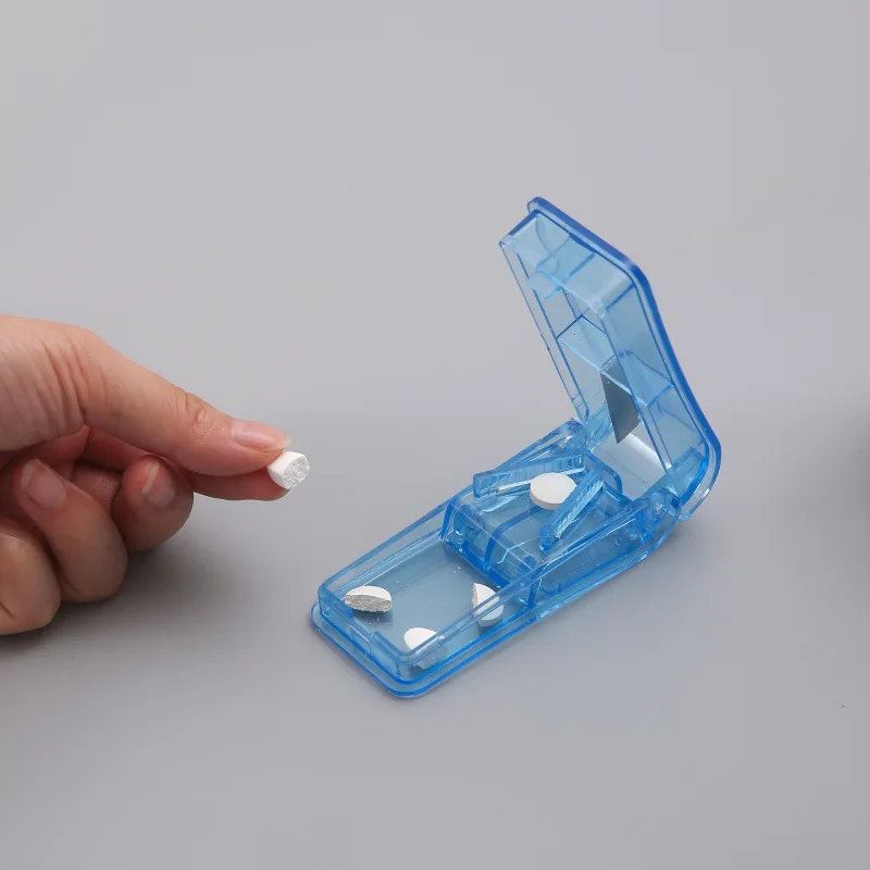 Портативная цветная коробка для таблеток