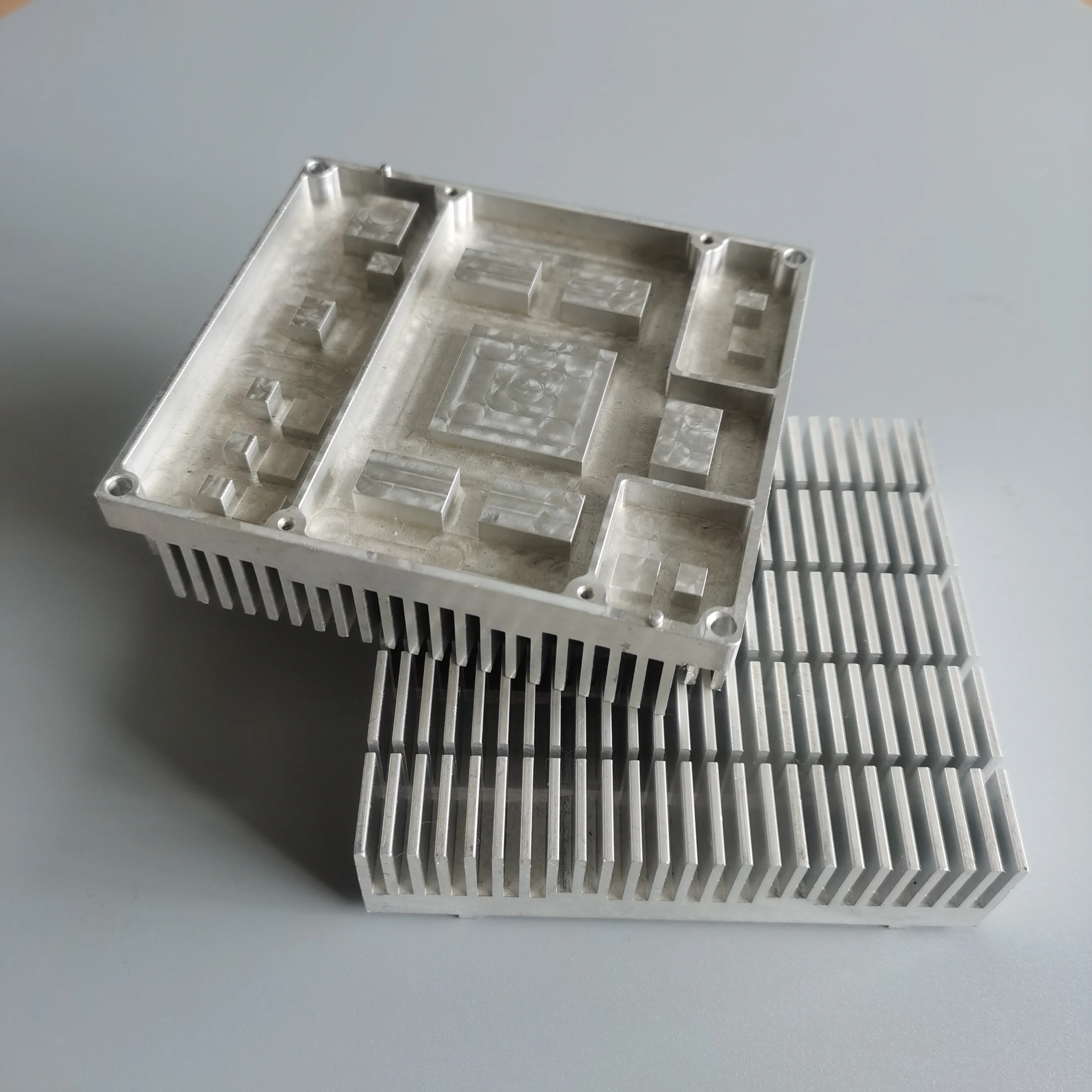 Free Sample Custom Extrusion Led square Aluminum Body Heatsink Heat Sinks
