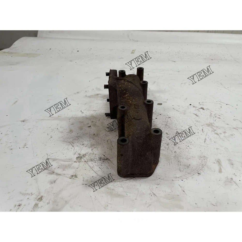 4TNE88 Used Exhaust Manifold for Yanmar Fast Delivery Engine Parts 4