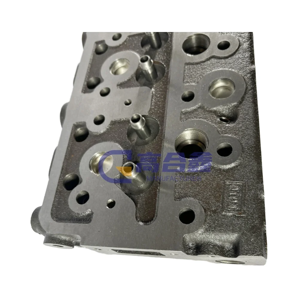 整理中 Factory Sales Cylinder Head for Isuz-u 4BC2 4BD2 4BD2-T 4ZD1
