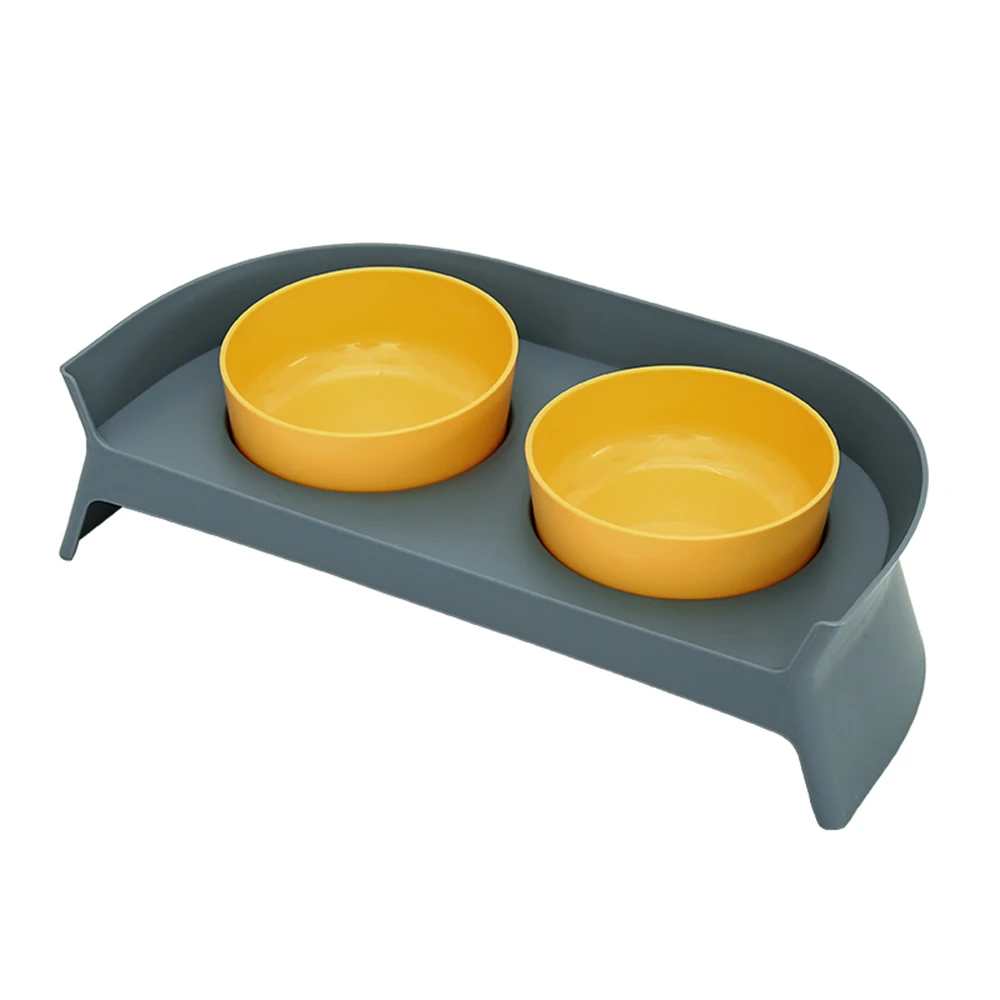 are plastic dog bowls safe