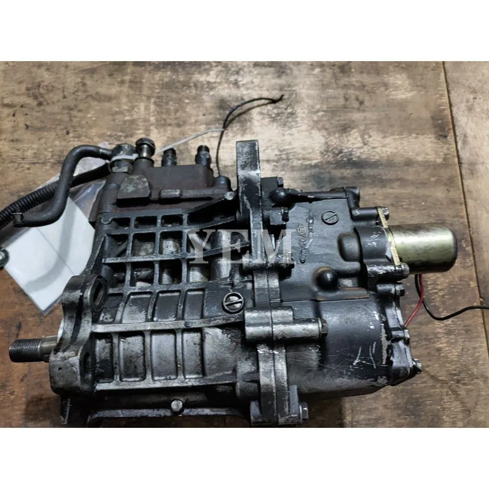 4D106 Fuel Injection Pump Assy for Komatsu Engine. 2