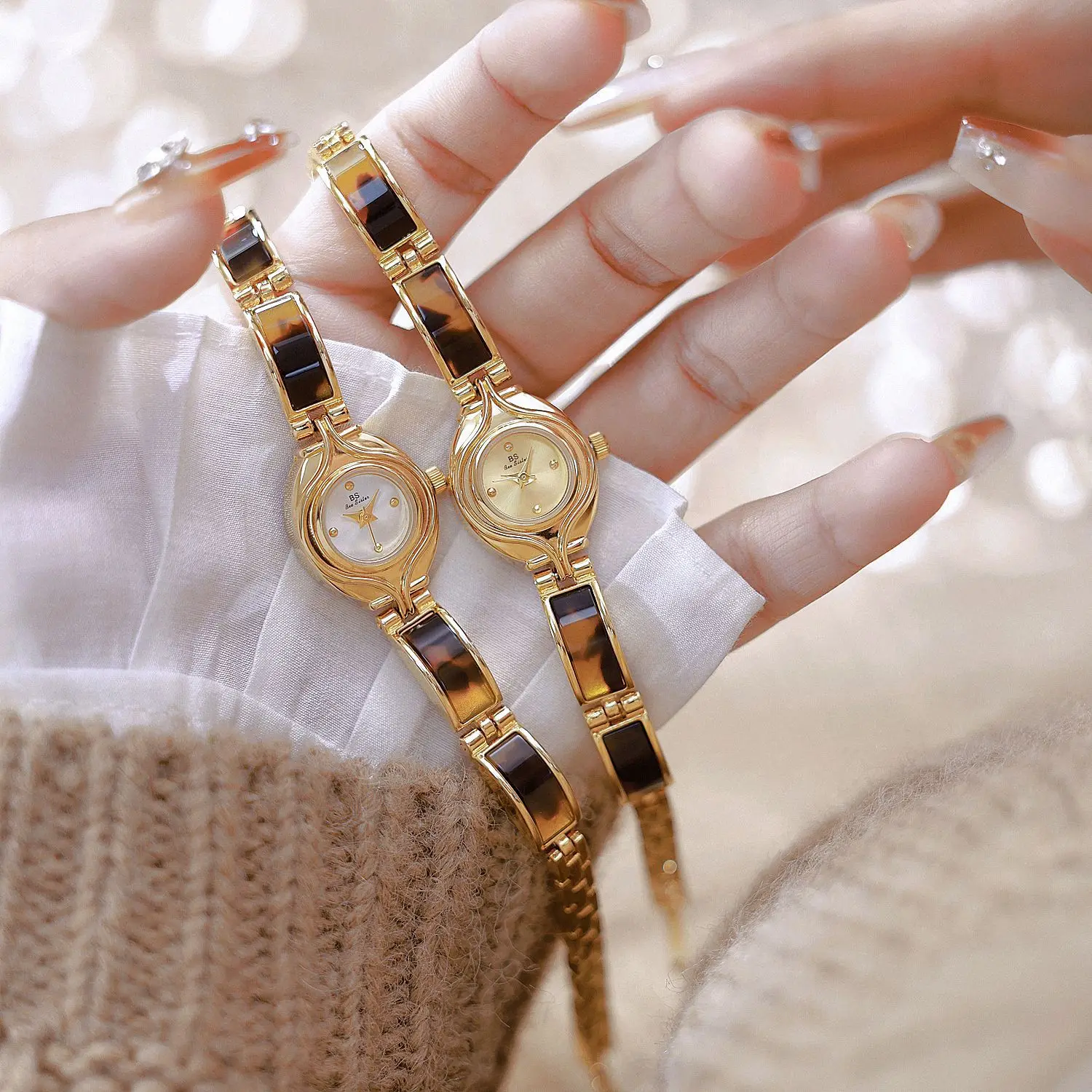 BS Bee Sister FA1878 Fashion Quartz Women Gold Bracelet Watch