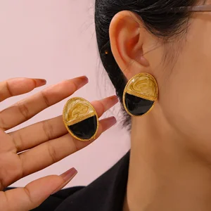 Ilona Vintage Texture Temperament Gold Plated Earring Double-color Design Lace Oval Stud Earrings