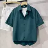 Verde oscuro