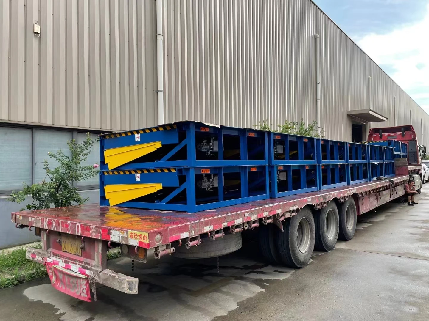 10 Ton Loading Dock Leveler Hydraulic Dock Leveller Electric Loading ...