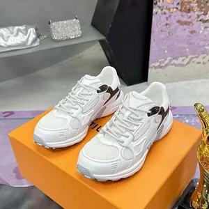 Luxury Sports Shoes New Style Light Mesh Upper Breathable Comfortable with Soft EVA Outsole Rubber Midsole No Lining