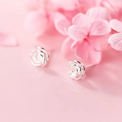 HOVANCI Simple Flower S925 Silver Earring New Design Hollow Rose Sterling Stud Earring for Women for Parties and Gifts