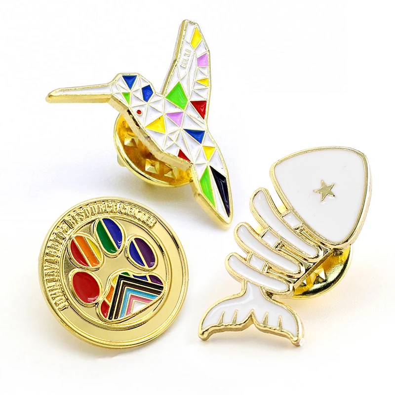 Wholesale Custom Kpop Anime Metal Crafts Glitter Pearl Enamel Pin Hard Soft Badge Lapel Brooch Personalized Metal Pin