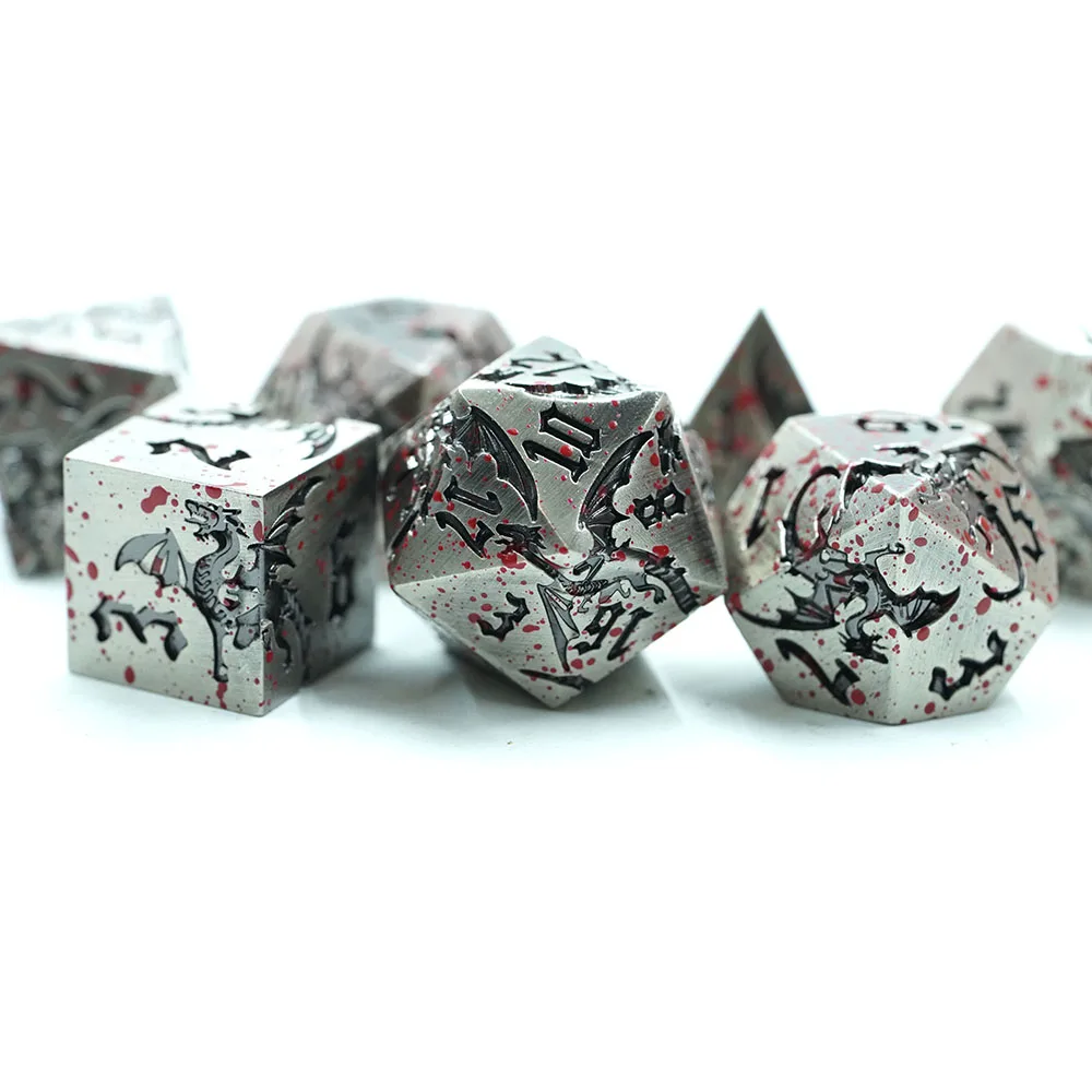 Yushun Handmade Polyhedral Metal Dice Set Unique Dragon Design with Blood Features Made of Zinc Alloy factory