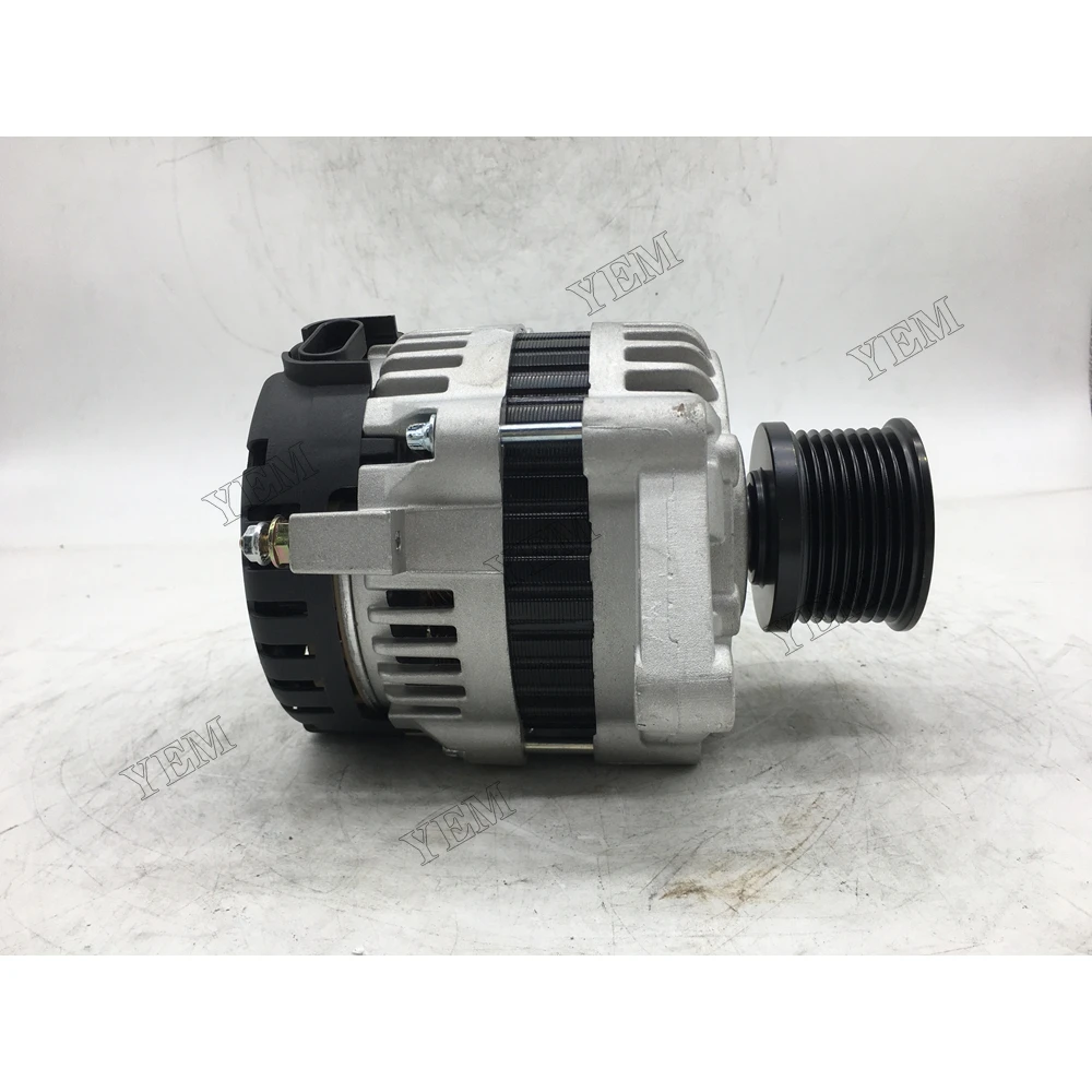 Alternator for 4BT3.9 Wholesale Engine Parts 3