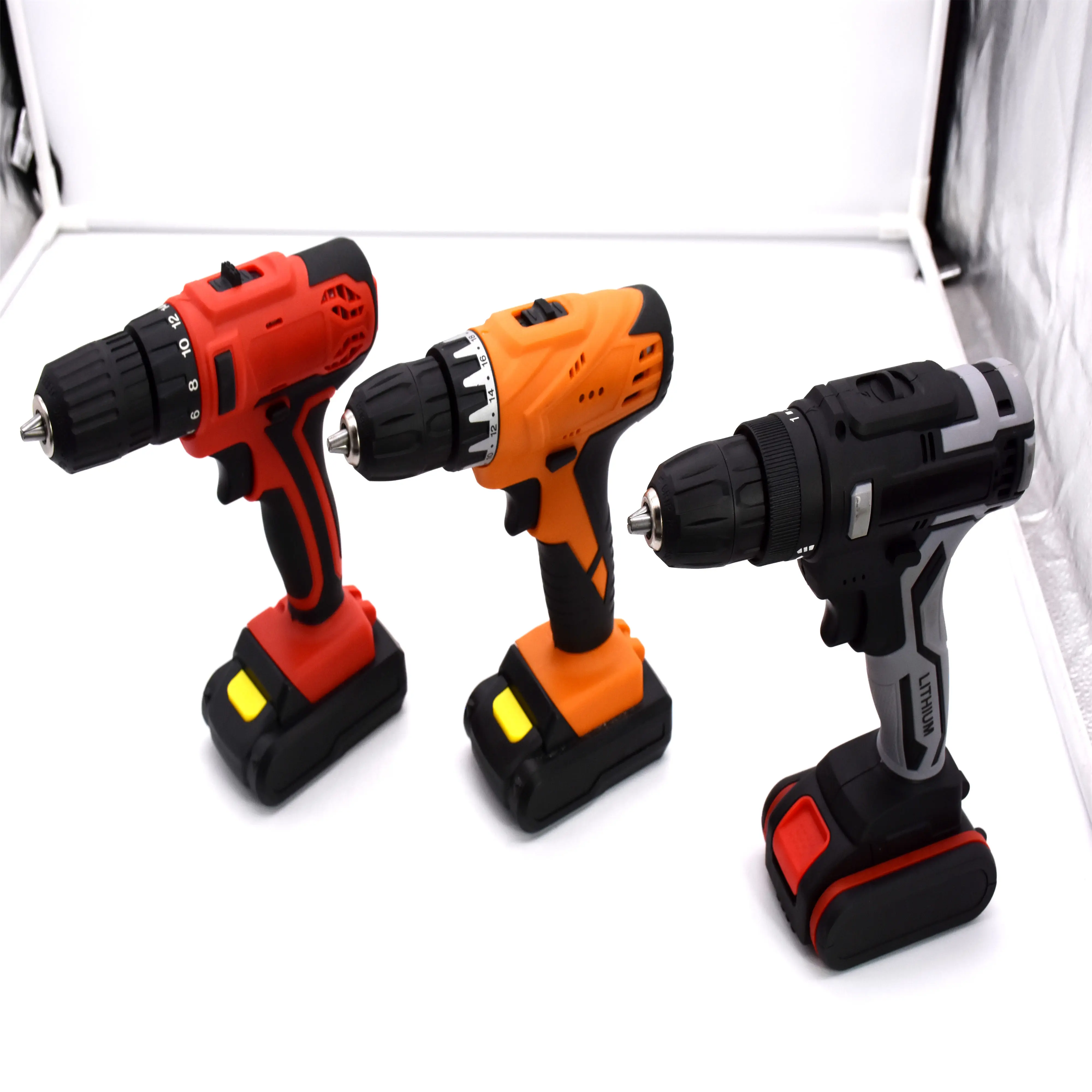 Wholesale Hardware Tools 21v Chargeable Battery Pack Lithium Ion Cordless Power Universal Charger for Power Tool Battery