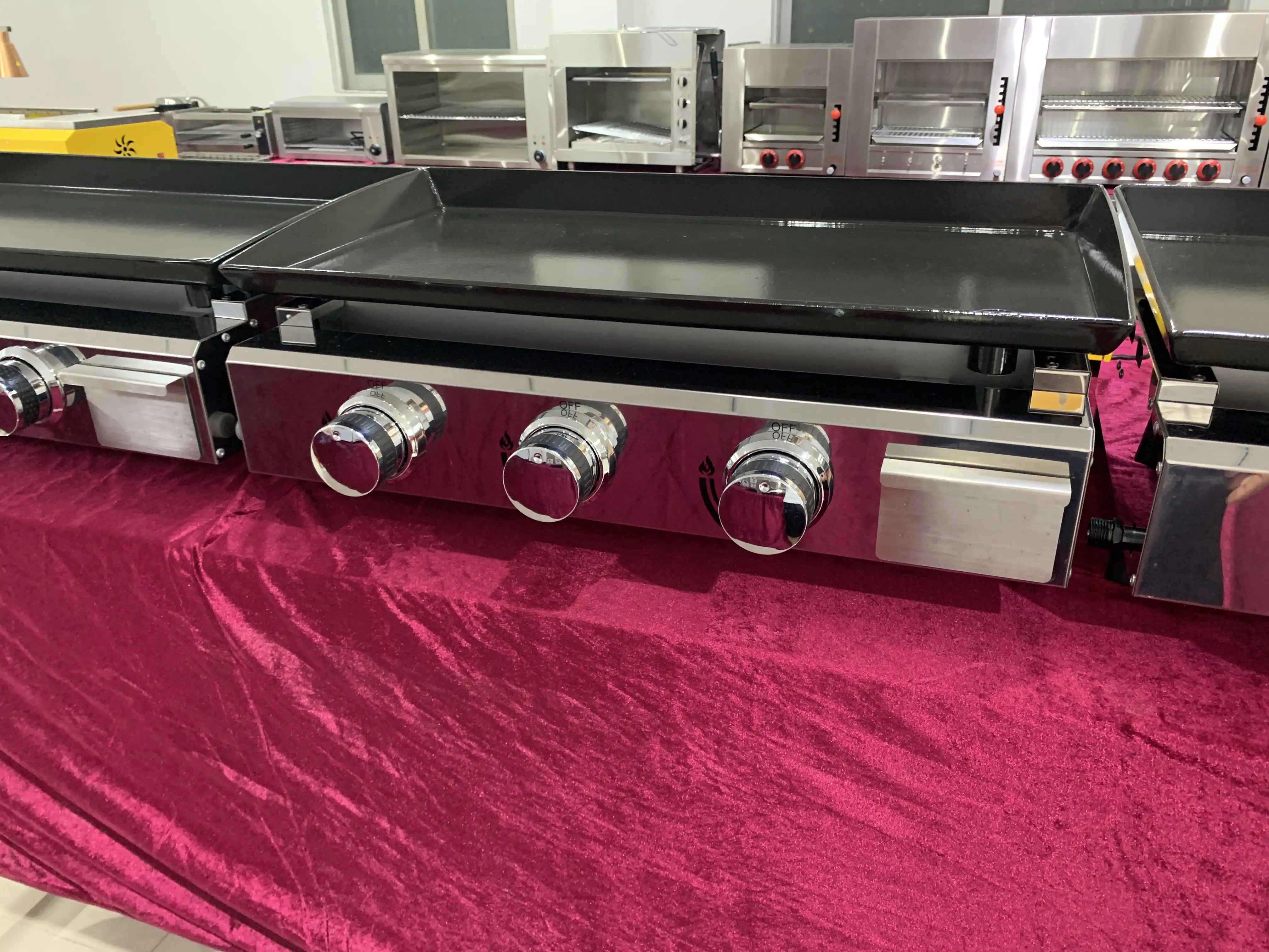 Restaurant Kitchen Equipment Commercial  Gas Grill Stainless steel Gas Griddle For Sale details