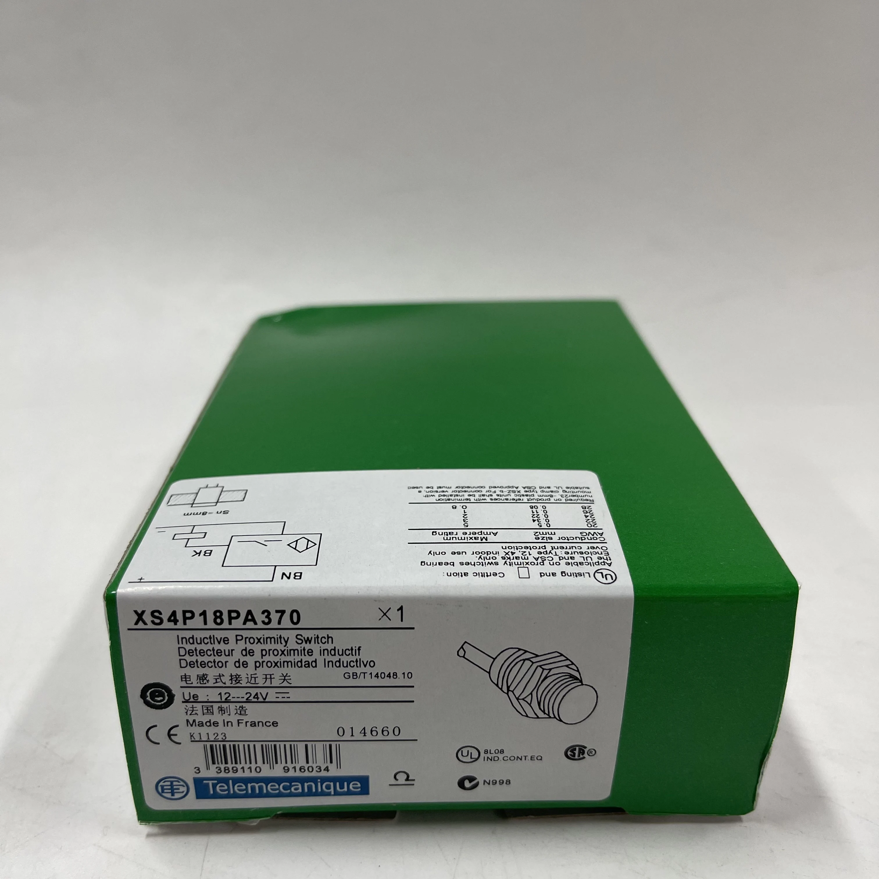 Telemecanique Inductive Proximity Switch XS4P18PA370 Telemecanique Inductive Proximity Switch XS4P18PA370