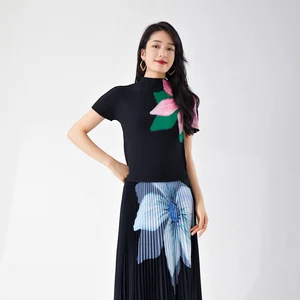 Miyake Women Vintage Fashion Short Sleeve T-Shirt Pleated Classic Top With Loose Design Summer Casual Printed Blouse