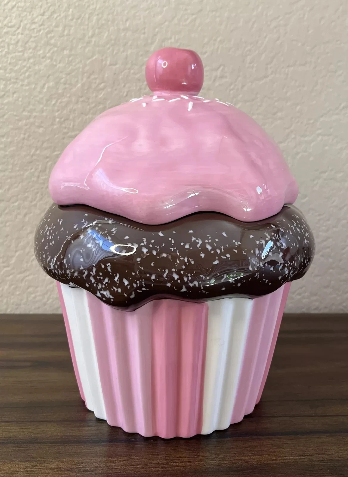 Lovely Ceramic Cupcake Cookie Jar - Hand Painted & Durable