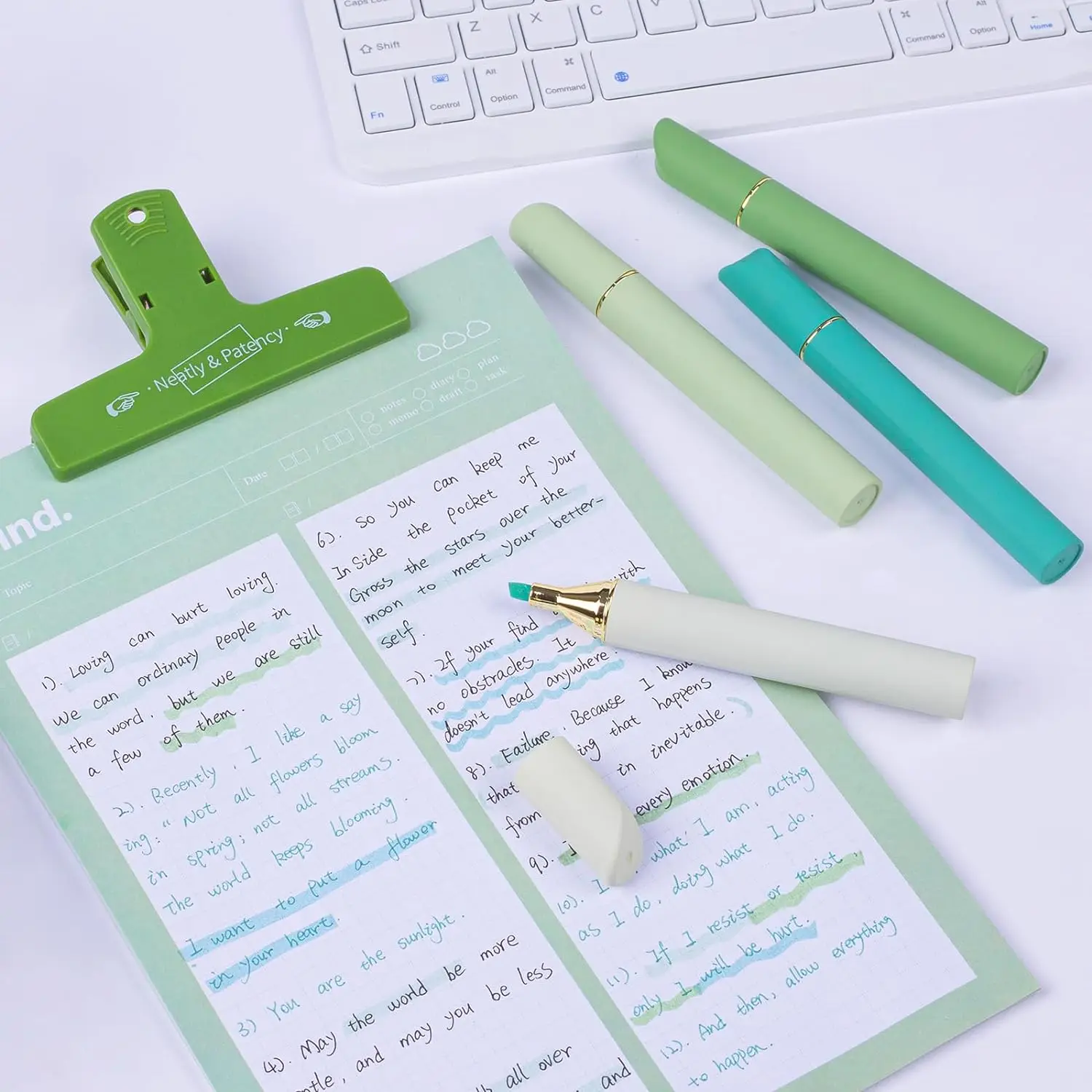 Набор из 12 цветов в ассортименте