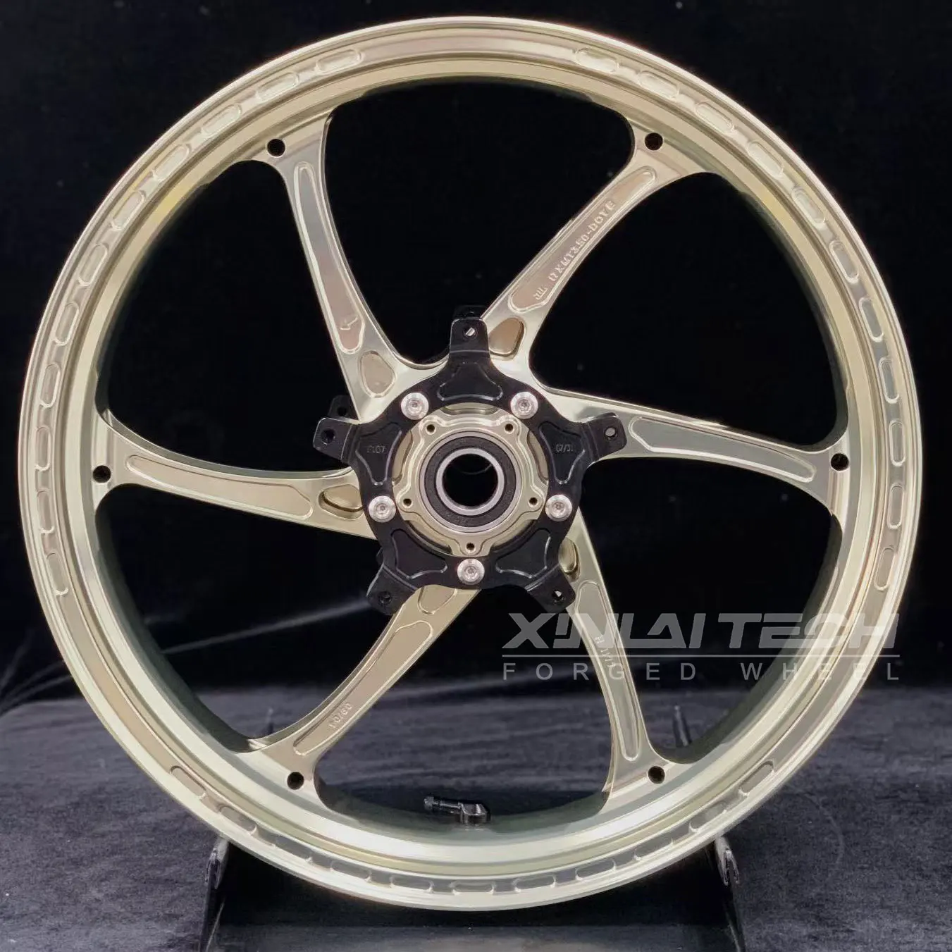 XL Custom Forged Motorcycle Wheels for Yamaha R1 R1M MT10 CNC Forged 17 18 Inch Custom Billet Anodized Surface Finish