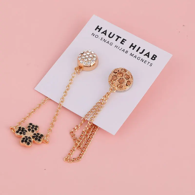 Hijab Magnets With Chain-Gold