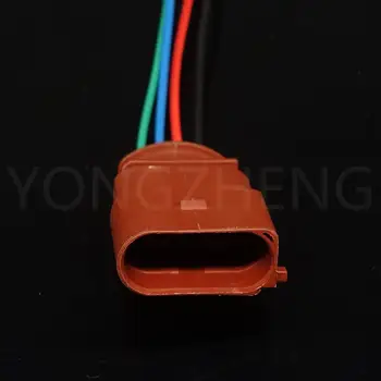 new and original connector  1J0 973 704