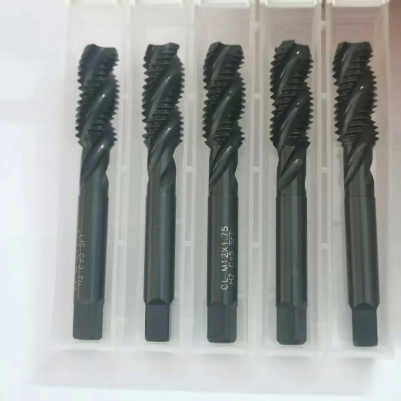 TEBAK M3-M12 Machine Tap Straight Spiral Groove Screw Thread Metric Drill Bit Spiral Tip Black HSS Stainless Steel Machine Tap