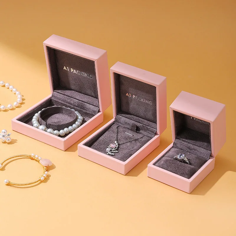 product pu leather  microfiber ring and bracelet box caja joyeria with custom logo pink color sponge insert for jewelry packaging-6