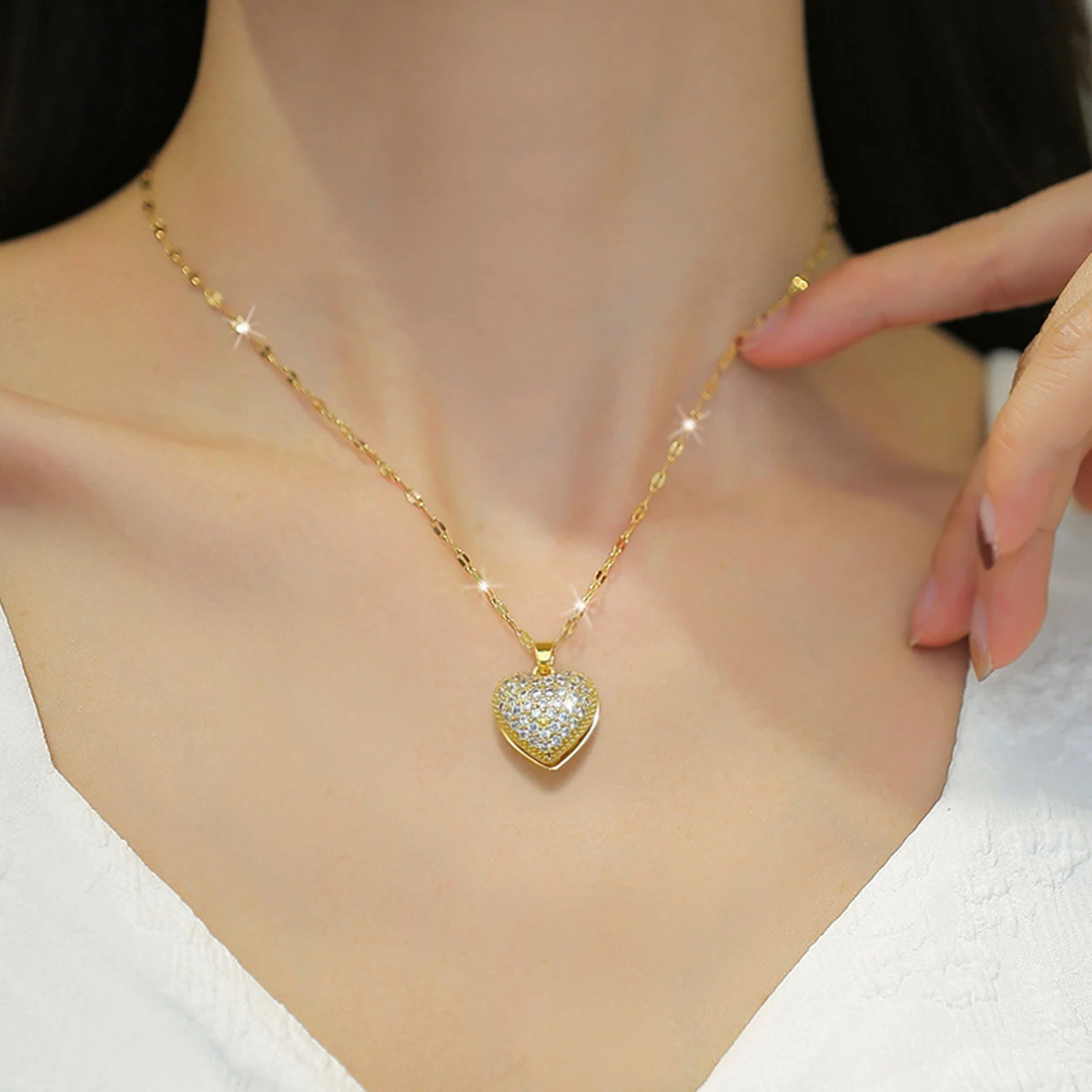 Elegant Peach Heart Seashell Necklace