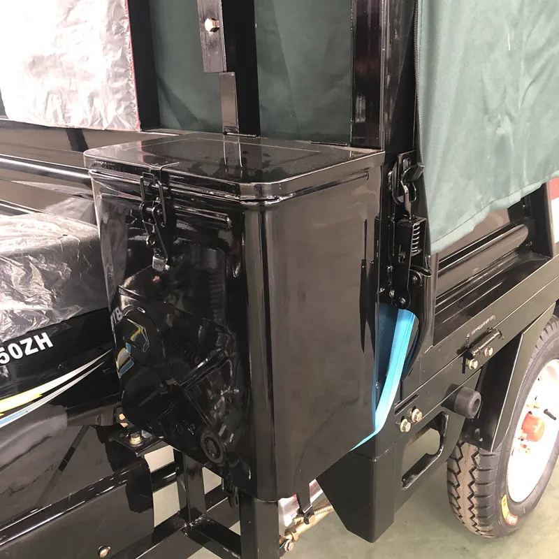 2019 Newest Enclosed Cabin Three Wheel Motorcycle with Covered Tents Motorcycle Tire 150cc Tricycle