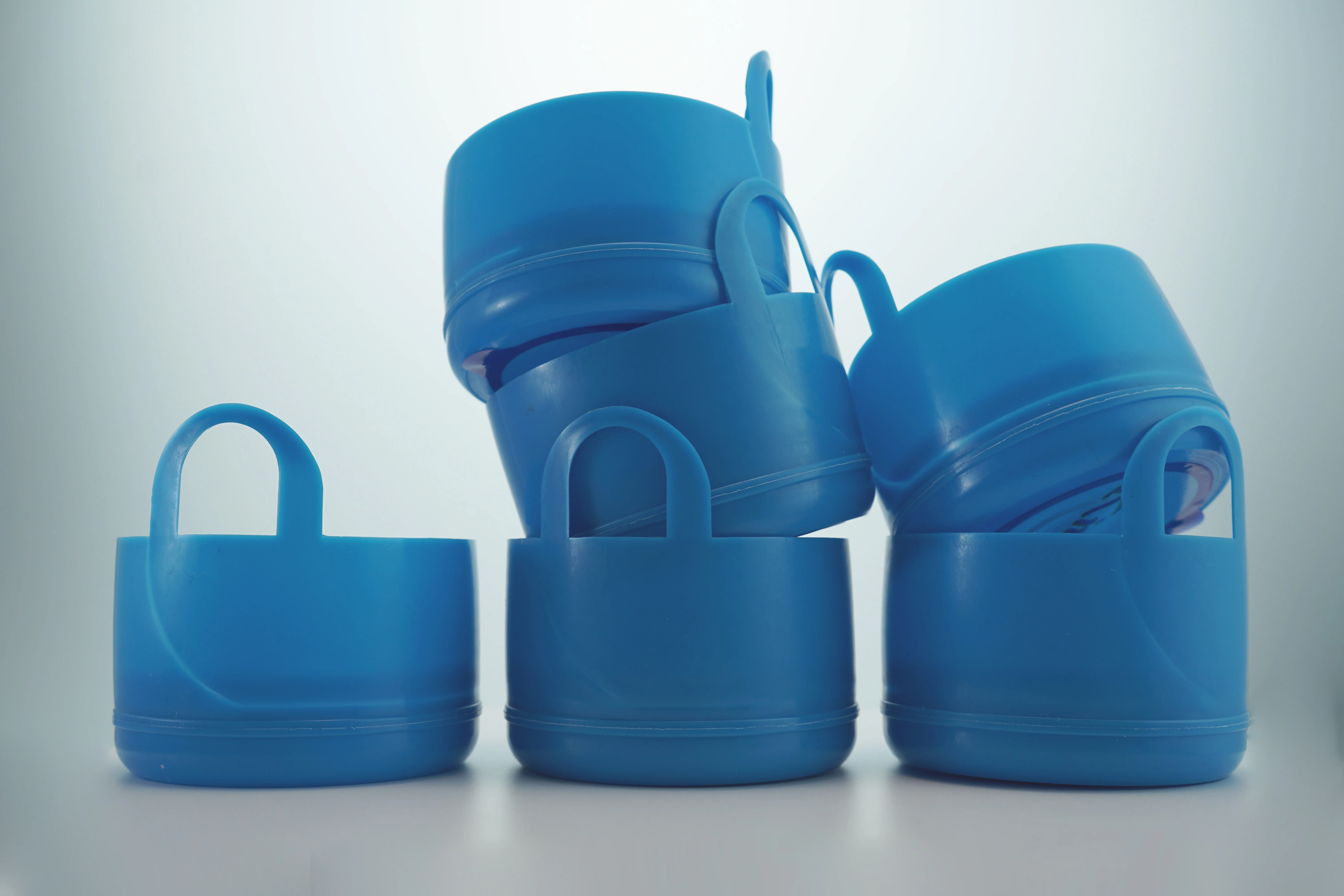 Custom Logo 5 Gallon Cap Recyclable HDPE Plastic Airtight Lock Mineral Water Juice Use Factory Direct Price Samples supplier