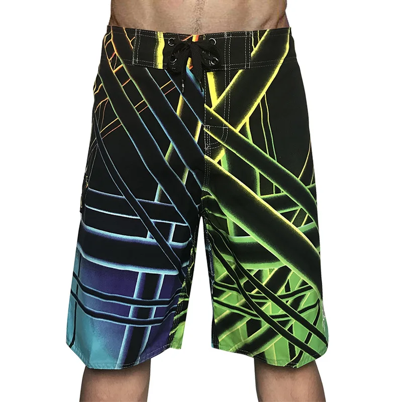 Modische Herren-Shorts, Badeshorts, für den Sommer 2023, neue Herren-Pfirsichhaut, schnelltrocknend, Surf-Strandhose, gestreifte Shorts500_voghion.com