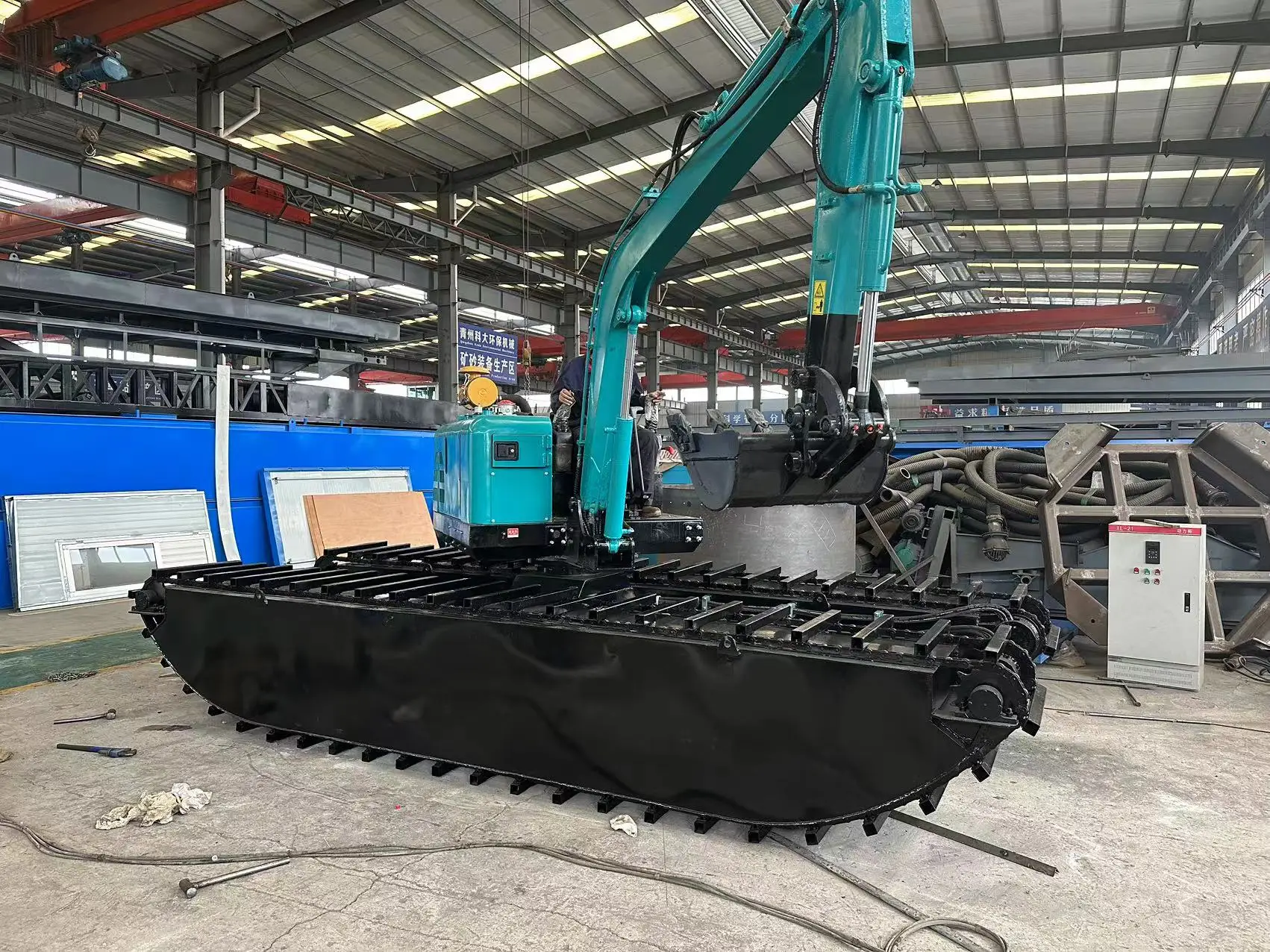 China KEDA Mini Excavating Type Desilting Dredger Mini Amphibious Excavator