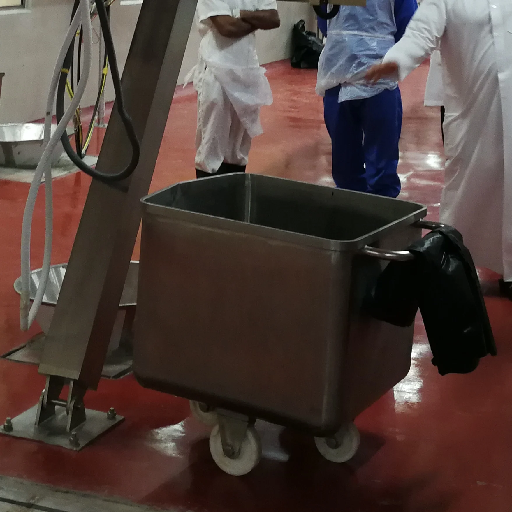 Industrial durable stainless steel meat cart with reinforced base and smooth wheels