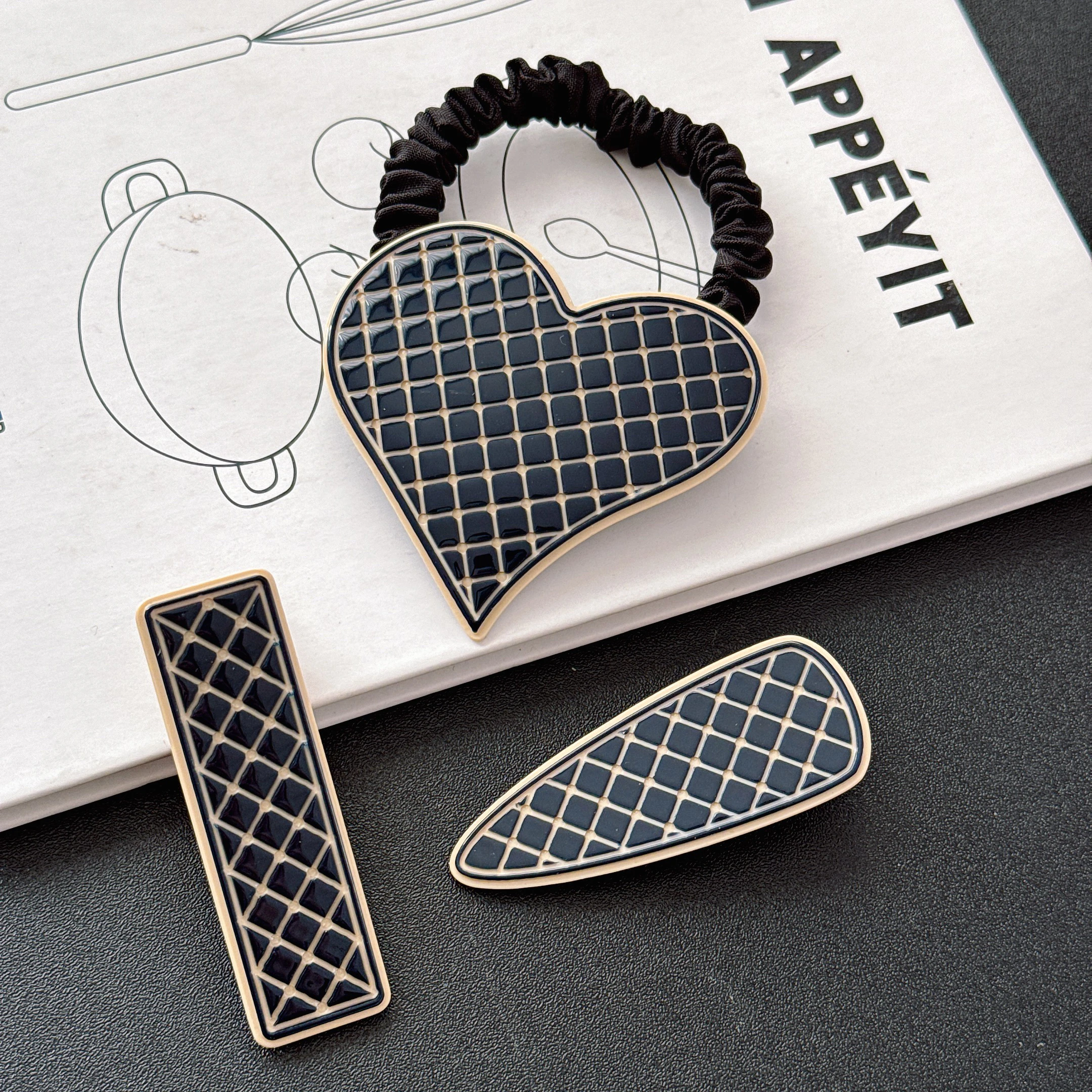 Она делит Япония и Южную Корею Плед простой универсальный набор заколок для волос