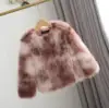 rosso scuro e marrone