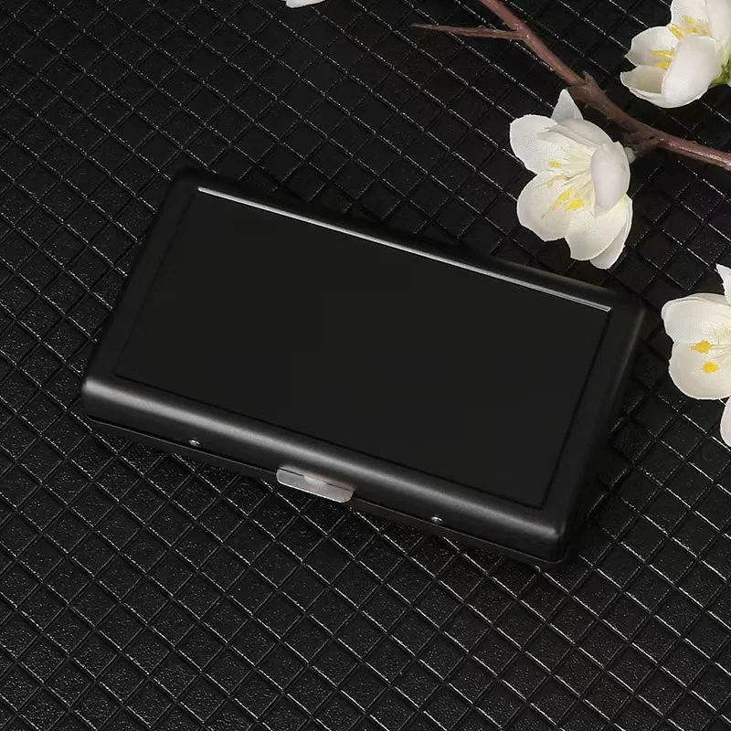 Factory Wholesale Metal Cigarette Cases & Portable Holders Customizable Protective Cases preview 6