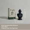 Stile Nero: Scultura di Uomo Affascinante