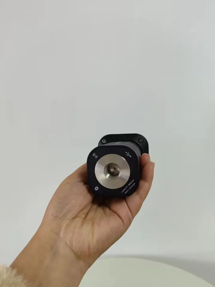 Wearable Gnss Receiver R10 for Land Surveying Rover Station