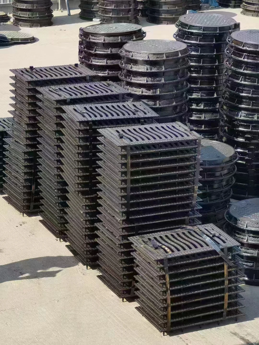 Best Selling Customized Cast Iron Storm Drain Grate Modern Design Style for Workshop Application