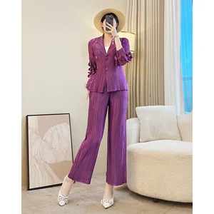 Heavy Industry Embroidered T-shirt Women's Straight Leg Pants Autumn Breathable Comfortable Design Sense Miyake Two-piece Suit