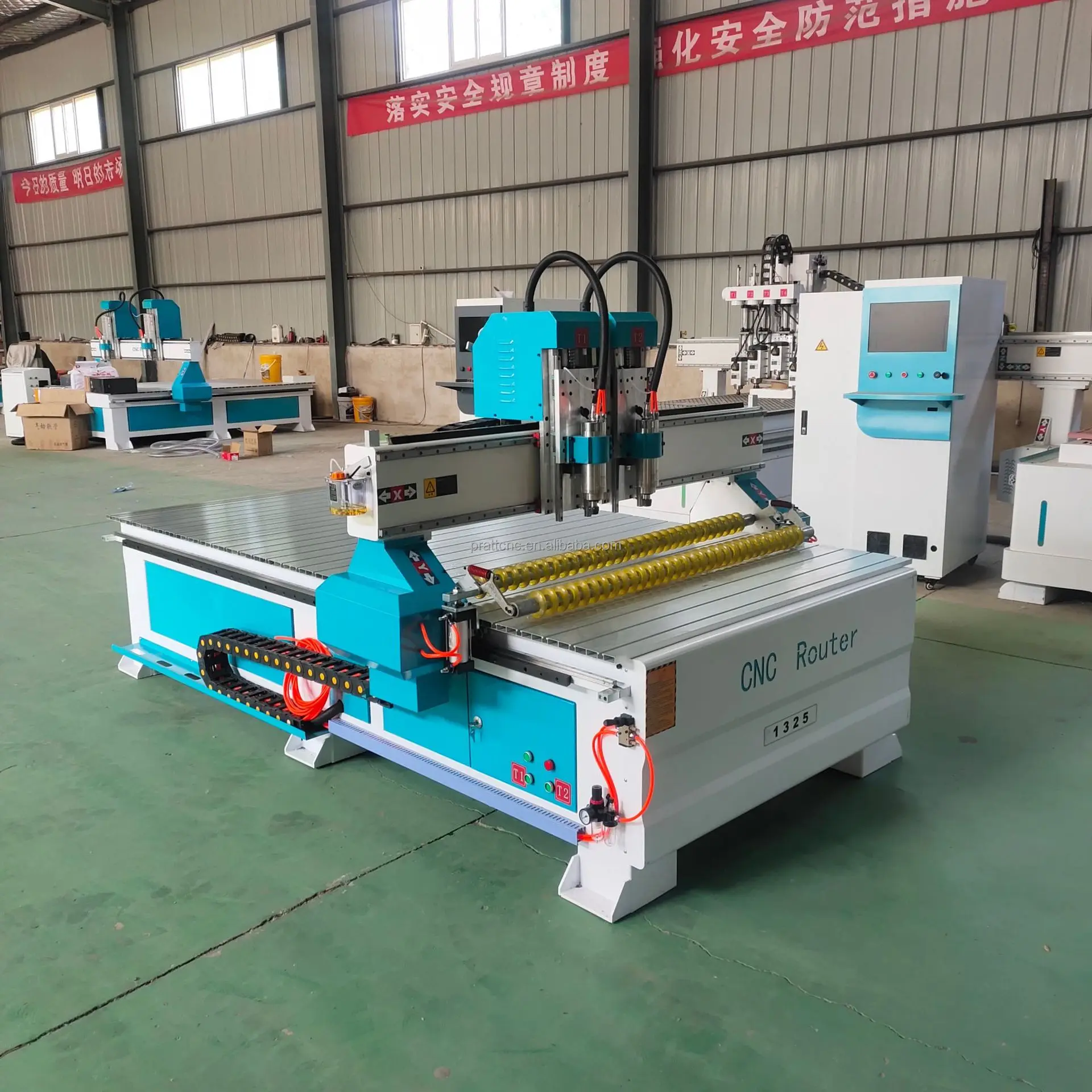 Heavy Duty 4 Axis CNC Router - Competitive Woodworking Machine