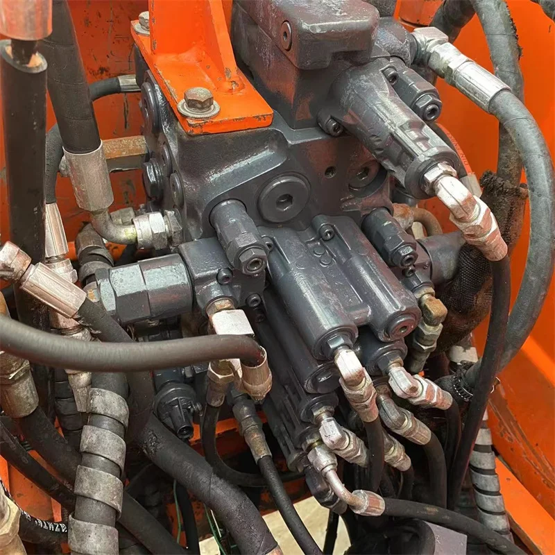 Used Original Doosan Dx80 Hydraulic Crawler Small Excavator 8 Ton ...