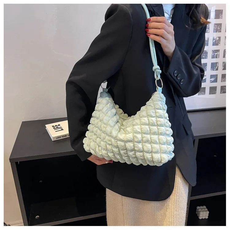 Wholesales Wrinkle Bubbles Cloud Simplicity Fashion Tote Bag Polyester Puffer Shoulder Ladies Handbag Women Cross Body Bag