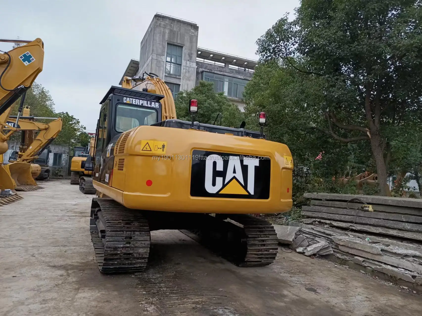 Original Caterpillar Cat320d Used Excavator In China Backhoe Crawler
