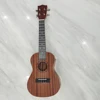 Ukulele de madera contrachapada de 26 pulgadas + ecualizador