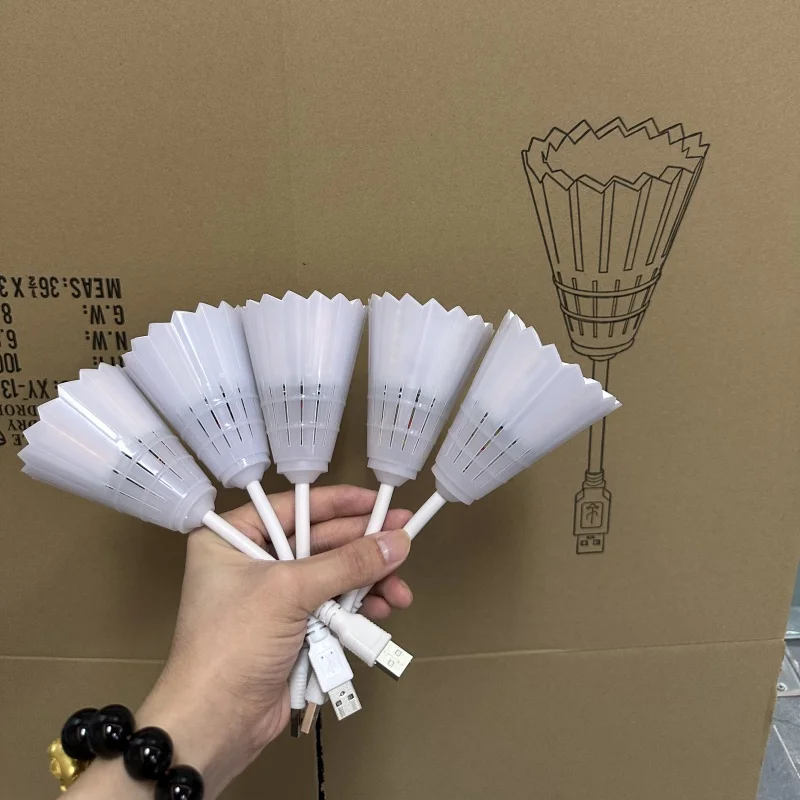 E27 or USB Base Mosquito Repelletn Aromatherapy Lamp Multi Function LED Bulb for Hotel or Family Use
