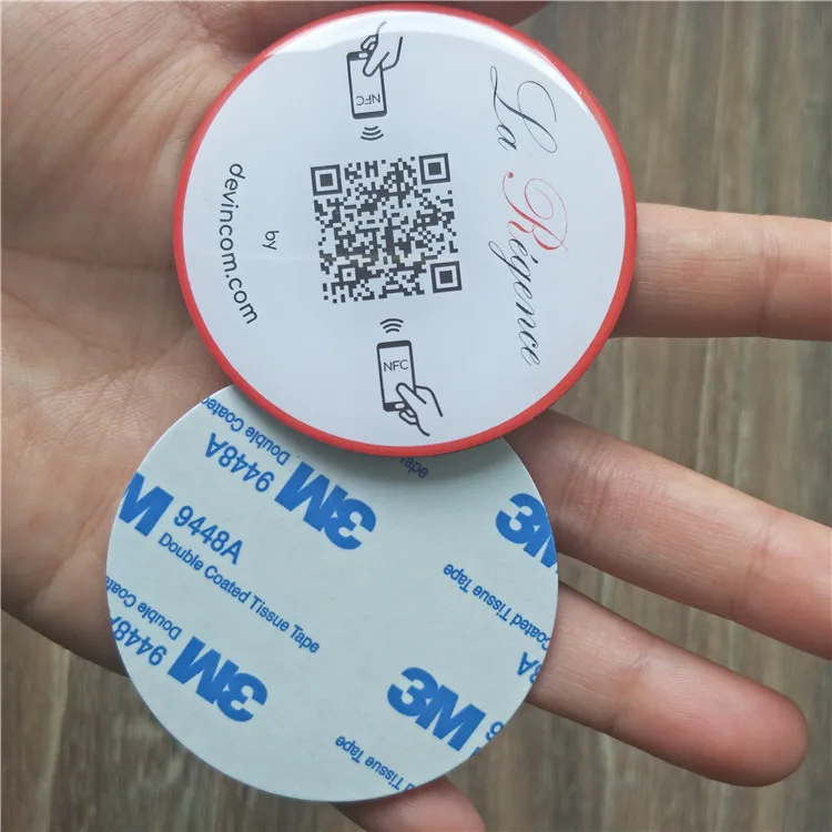 Customized 60mm Epoxy QR Code Menu NFC Tag 13.56MHz RFID Communication Interface Convenient Self Ordering Food in Restaurants