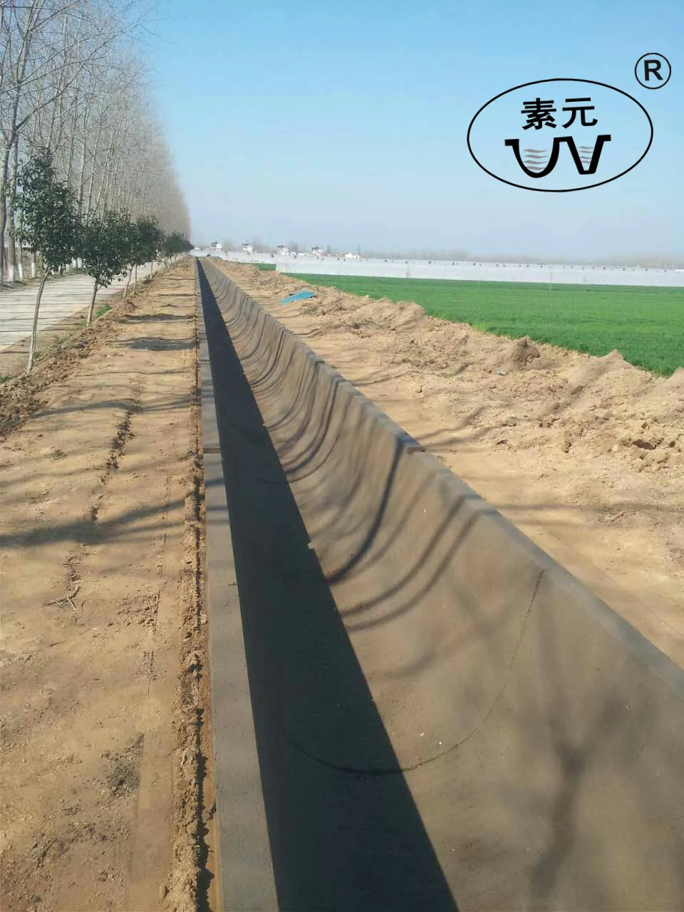 Automatic Ditch Forming Machine Concrete Ditch Lining Water Channel One Time Forming Machine Fast Lining Speed Easy to Operate