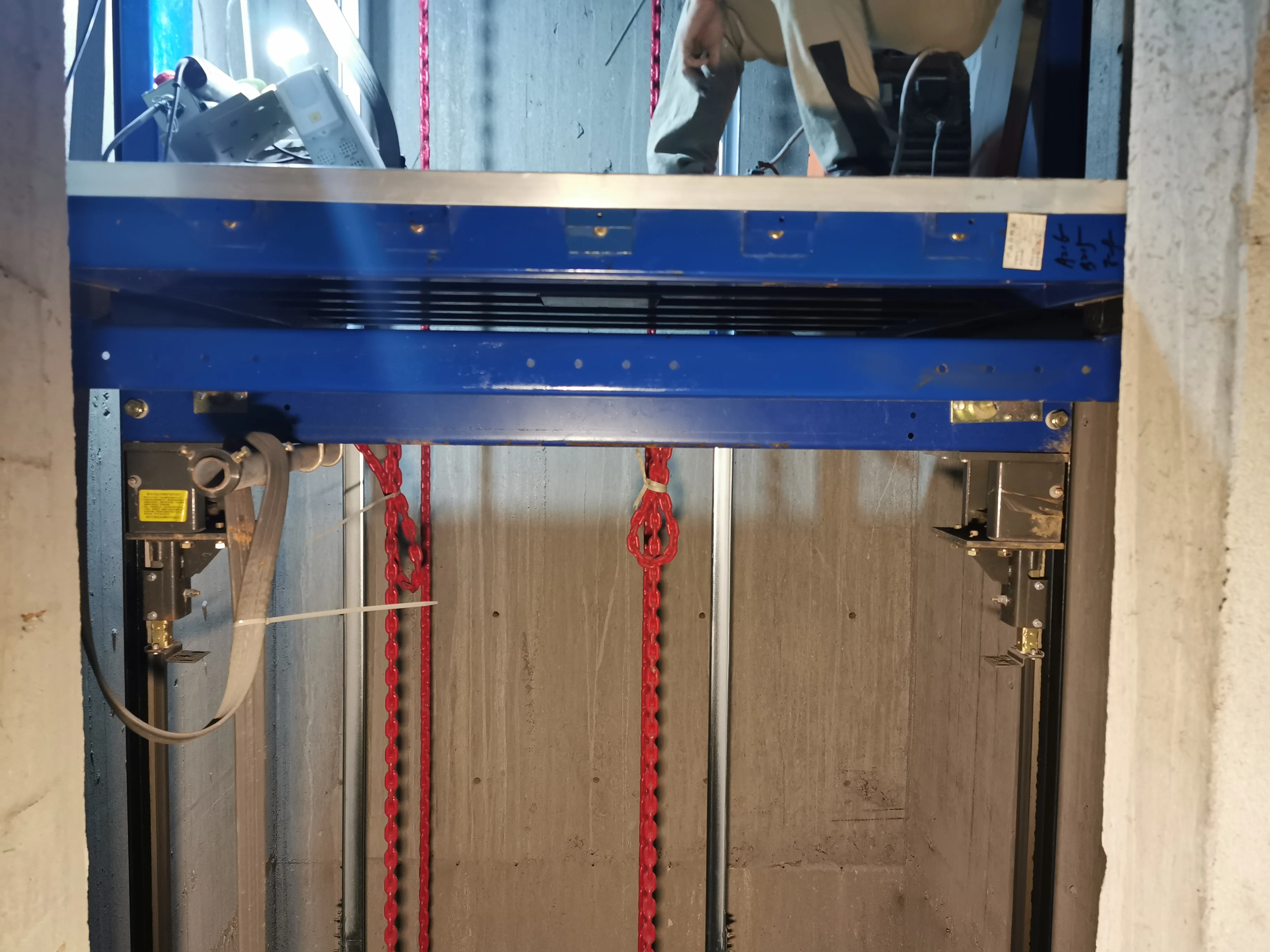 Elevator Factory Direct Sales Counterweight Elevator Car Frame